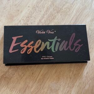 Violet Voss Essentials PRO Series Eyeshadow Palette